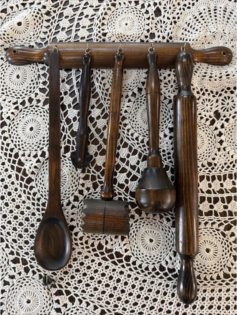 Vtg Kitchen Primitive Wood County Farmhouse 6 Piece Utensil Set Rolling Pin